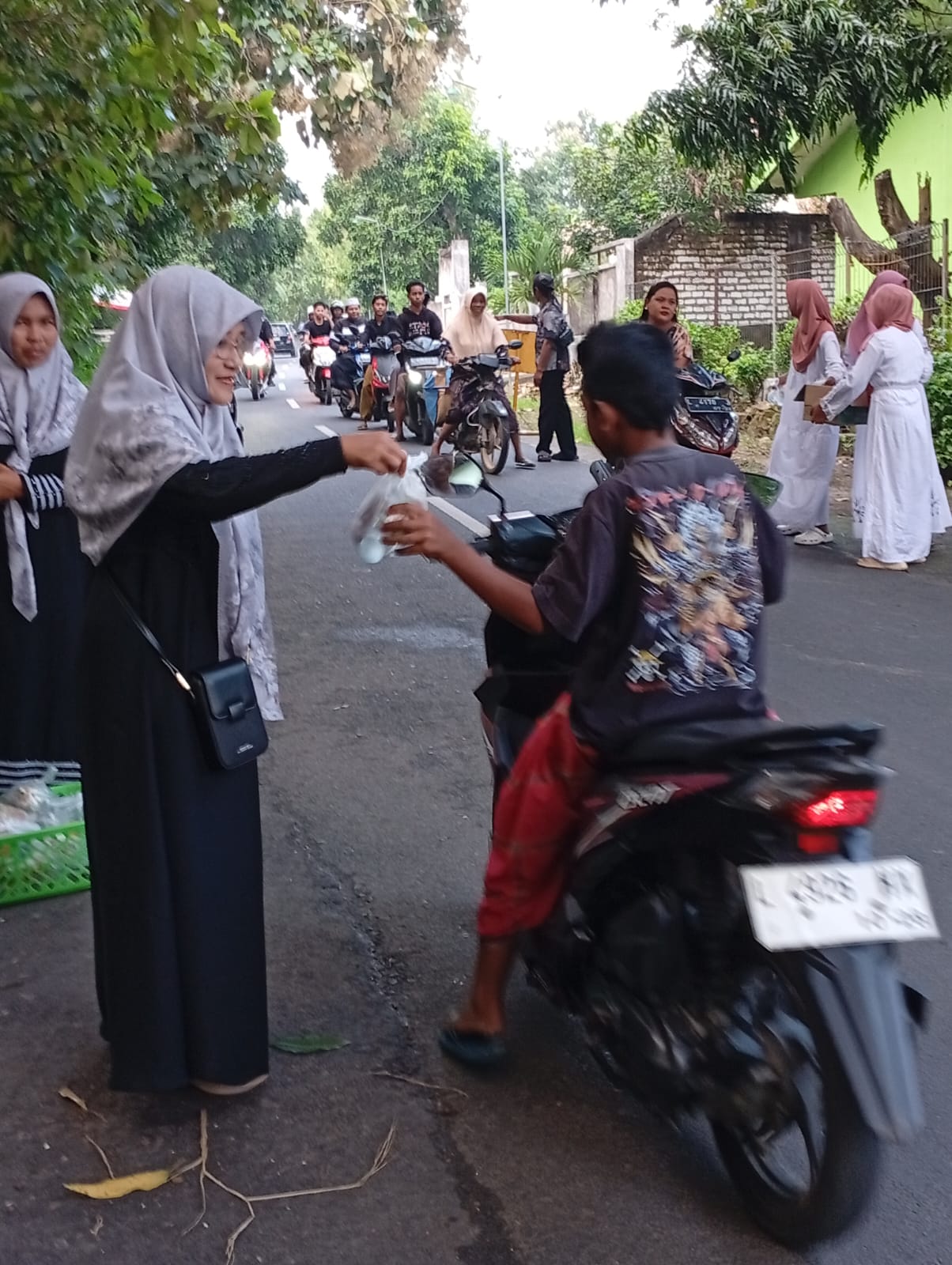 SMPN 4 Kamal Gelar Kegiatan Ramadhan Berbagi, Tebarkan Kepedulian di Bulan Suci